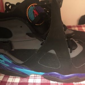 Jordan Aqua 8's